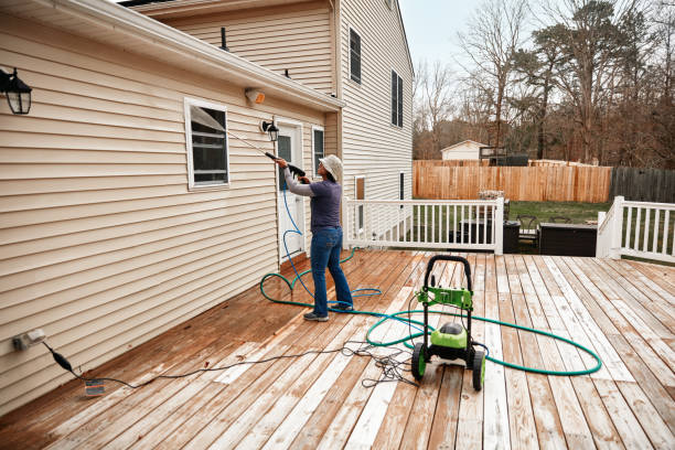 Best Deck Pressure Washing  in Black River Falls, WI